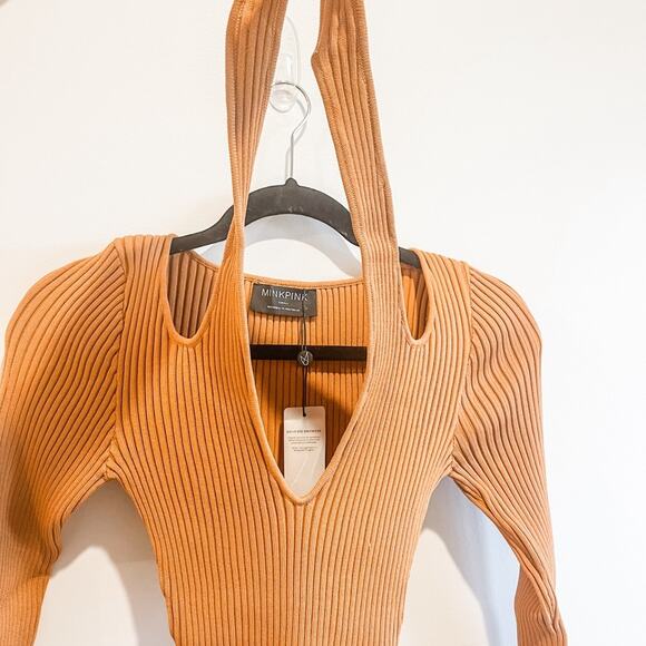 NWT Minkpink Gianna Crisscross Ribbed-Knit Long Sleeve Top - Picture 5 of 7